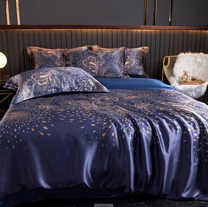 MERRY GO ROUND  - 16 Momme 100% Silk Bedding 4pcs Suite
