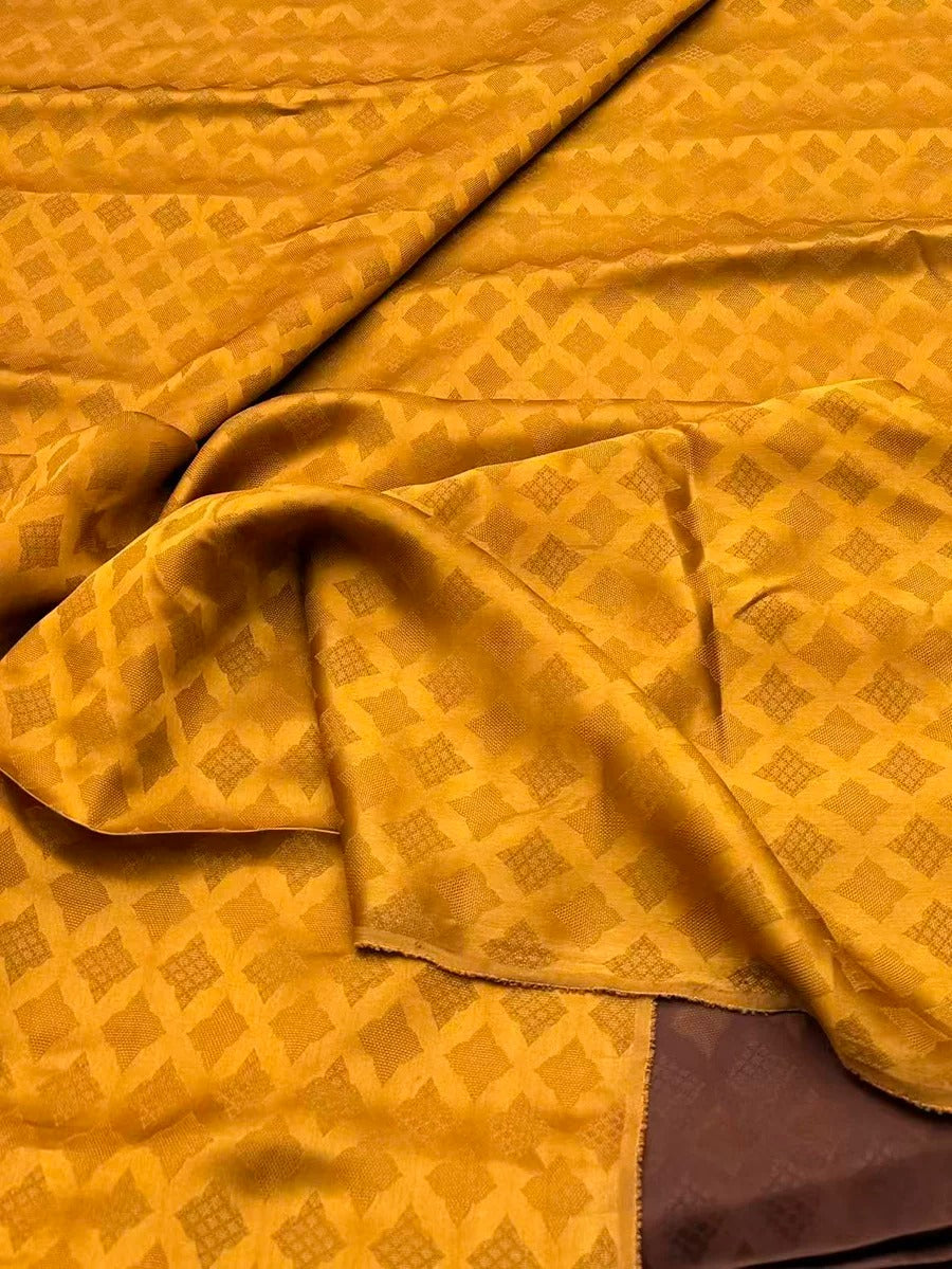 橙 Mud Silk fabric, Jacquard HUALUO, 25 momme 110cm wide by the Yard