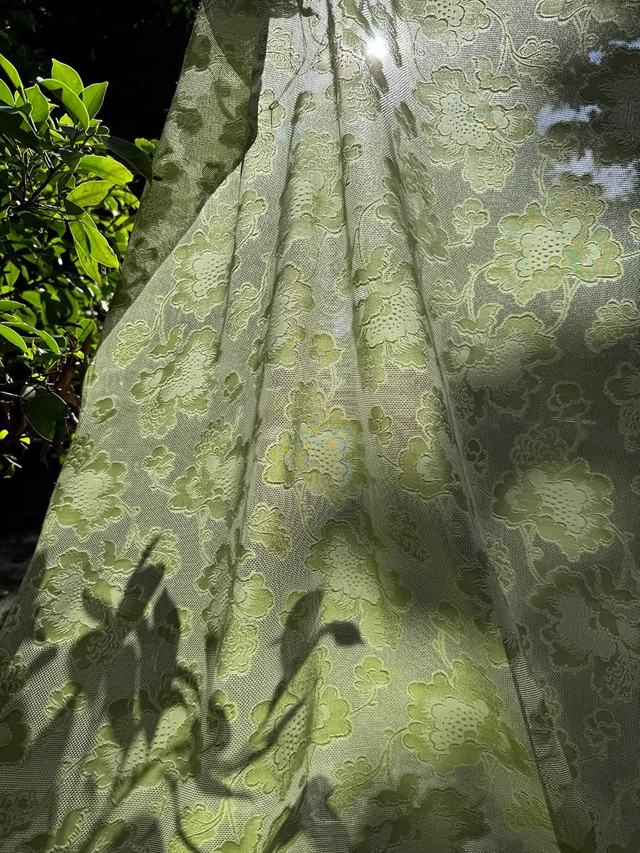 李德喜。四经八纬色织罗XYLN007 - Leno silk fabric, green peony ,  25 momme 114cm wide by the yard