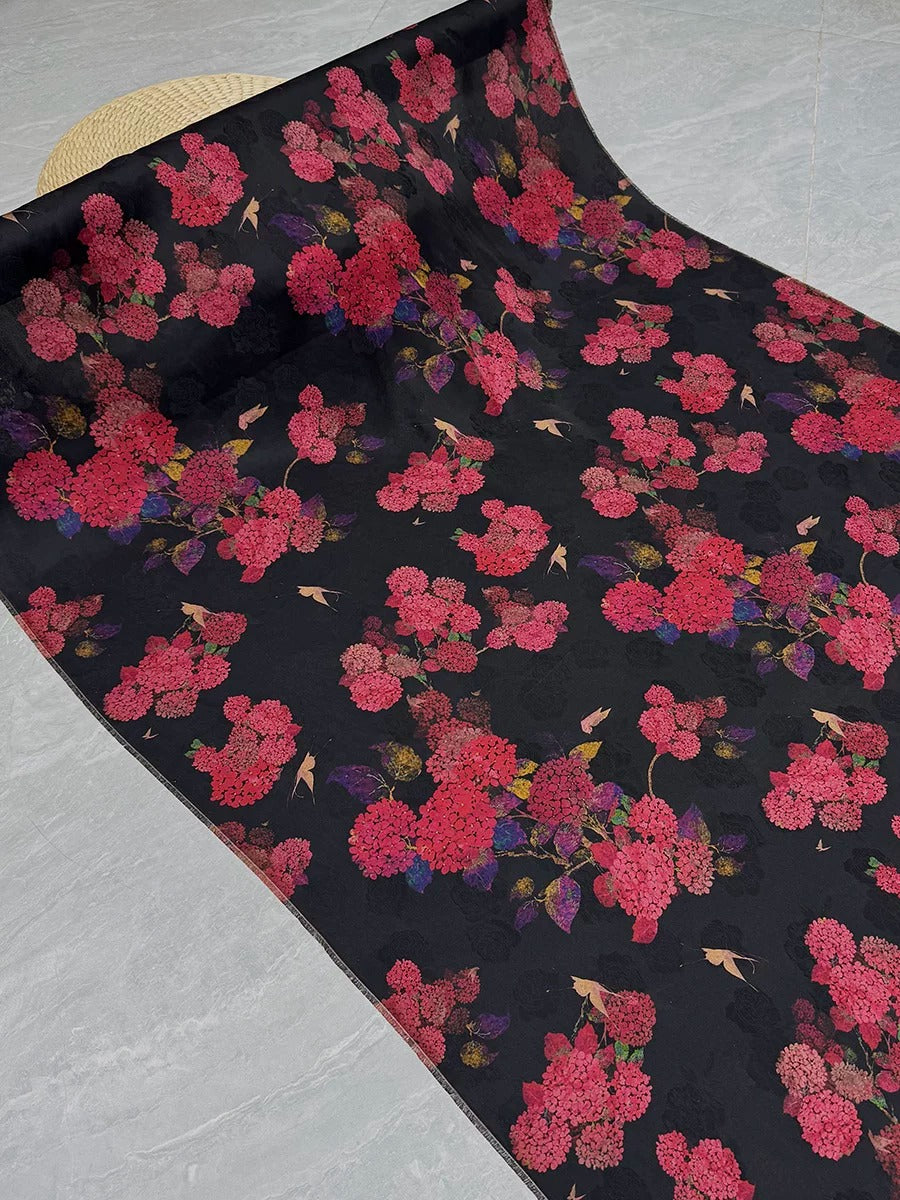 清欢簇    Mud Silk fabric, Jacquard HUALUO, 25 momme 110cm wide by the Yard