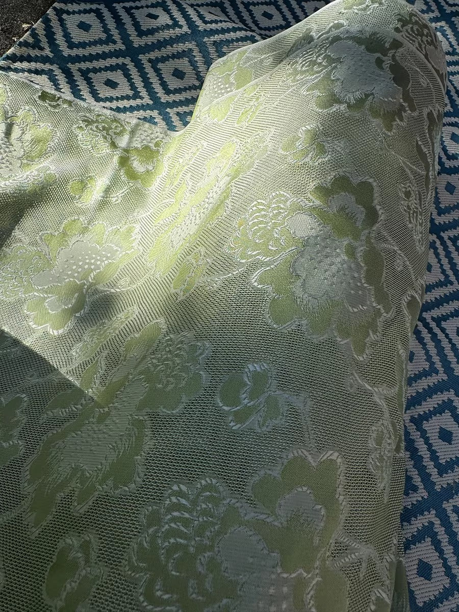 李德喜。四经八纬色织罗XYLN007 - Leno silk fabric, green peony ,  25 momme 114cm wide by the yard