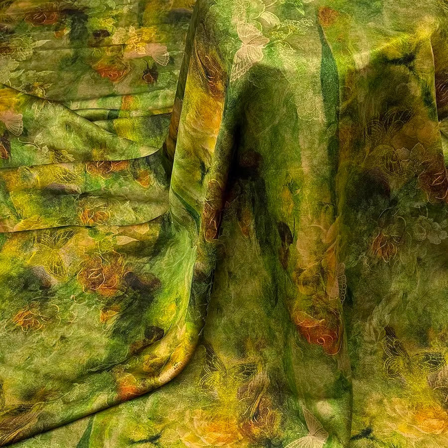 XYHYS 翠绿蝴蝶- Jacquard HUALUO Hongyunsha silk fabric, 25 momme openwork texthture, 110cm by e Yard