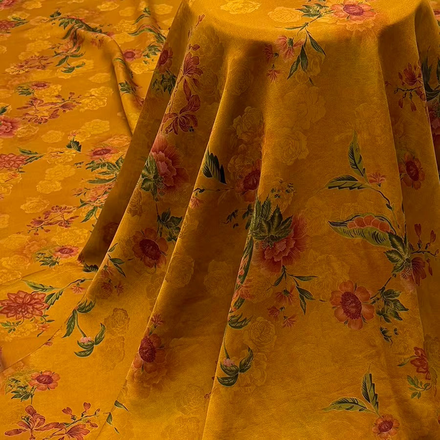 XYHYS 鲜花- Jacquard HUALUO Hongyunsha silk fabric, 25 momme openwork texthture, 110cm by e Yard