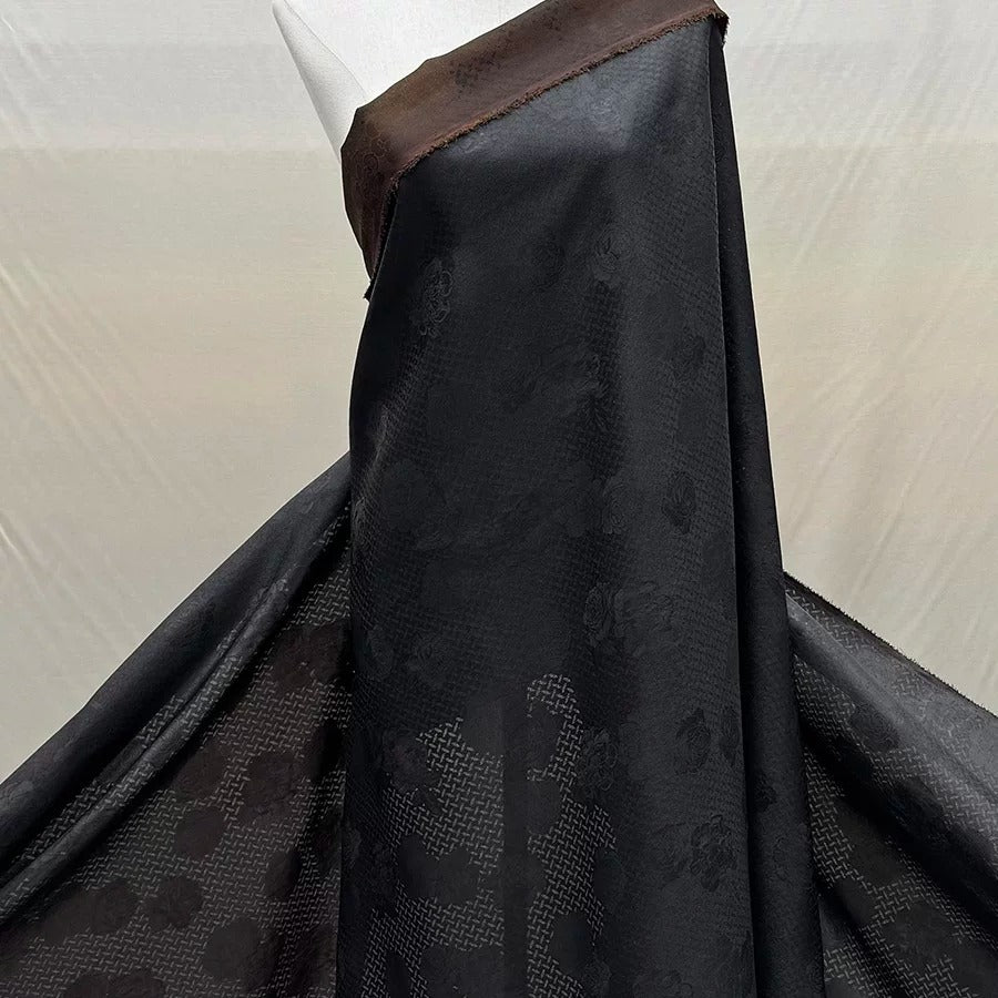 单黑玫瑰 Mud Silk fabric, Jacquard HUALUO, 25 momme 110cm wide by the Yard