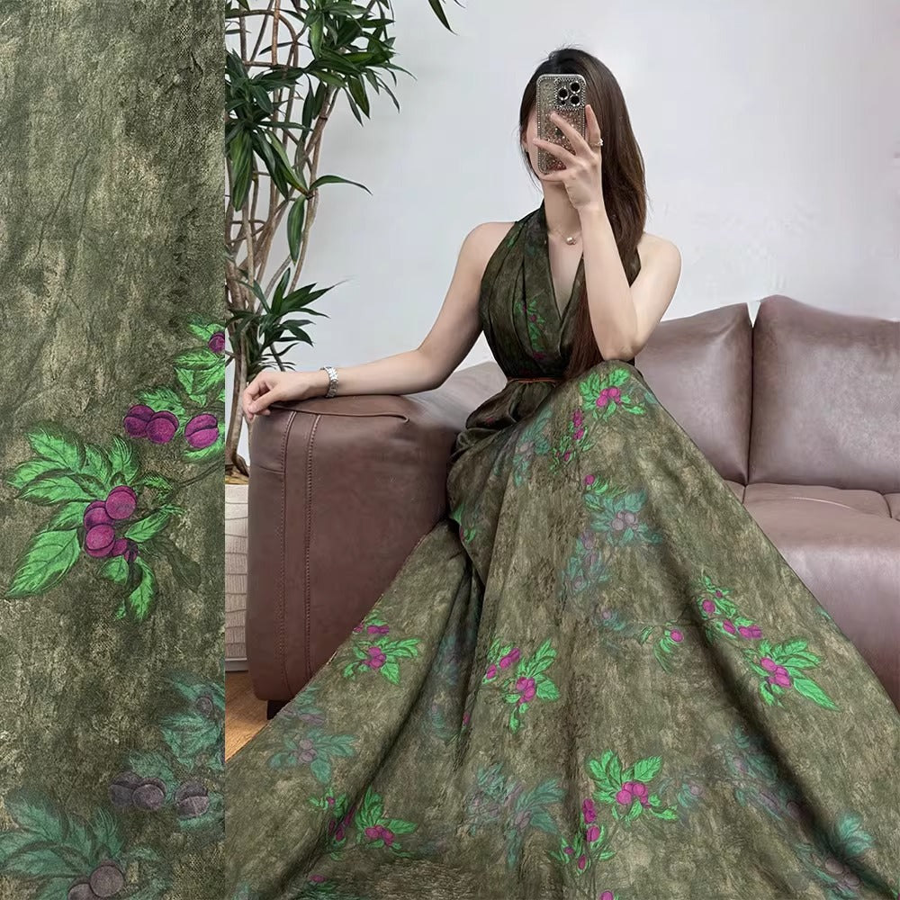 XYHYS 紫果- Jacquard HUALUO Hongyunsha silk fabric, 26 momme openwork texture, 110cm by the Yard