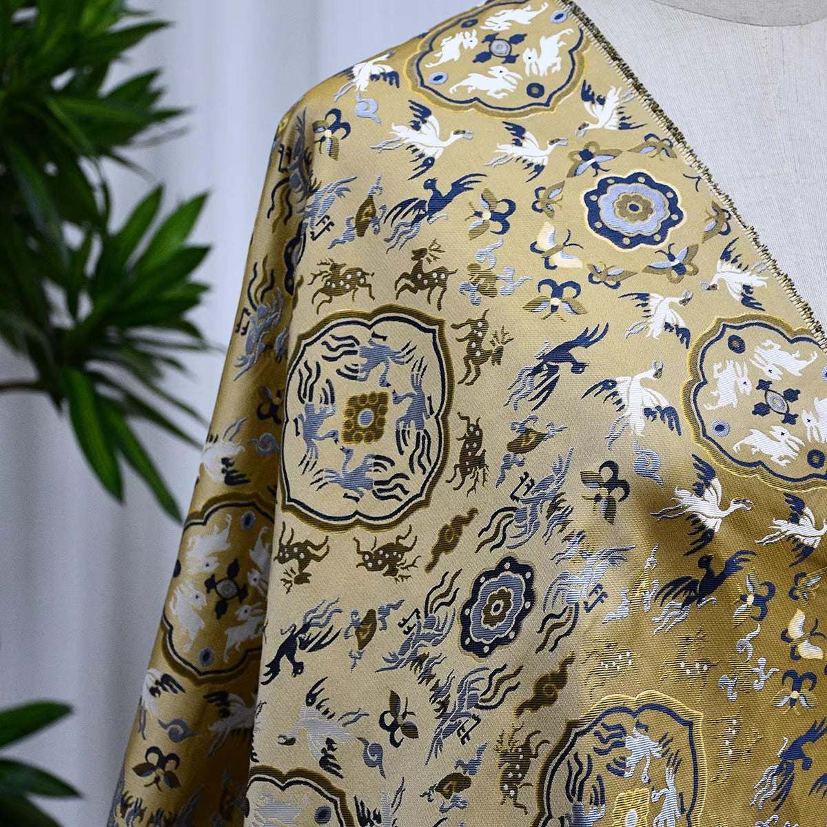 XYLDXSJ019 - Song Brocade 李德喜宋锦, 38 momme 70cm wide by the yard
