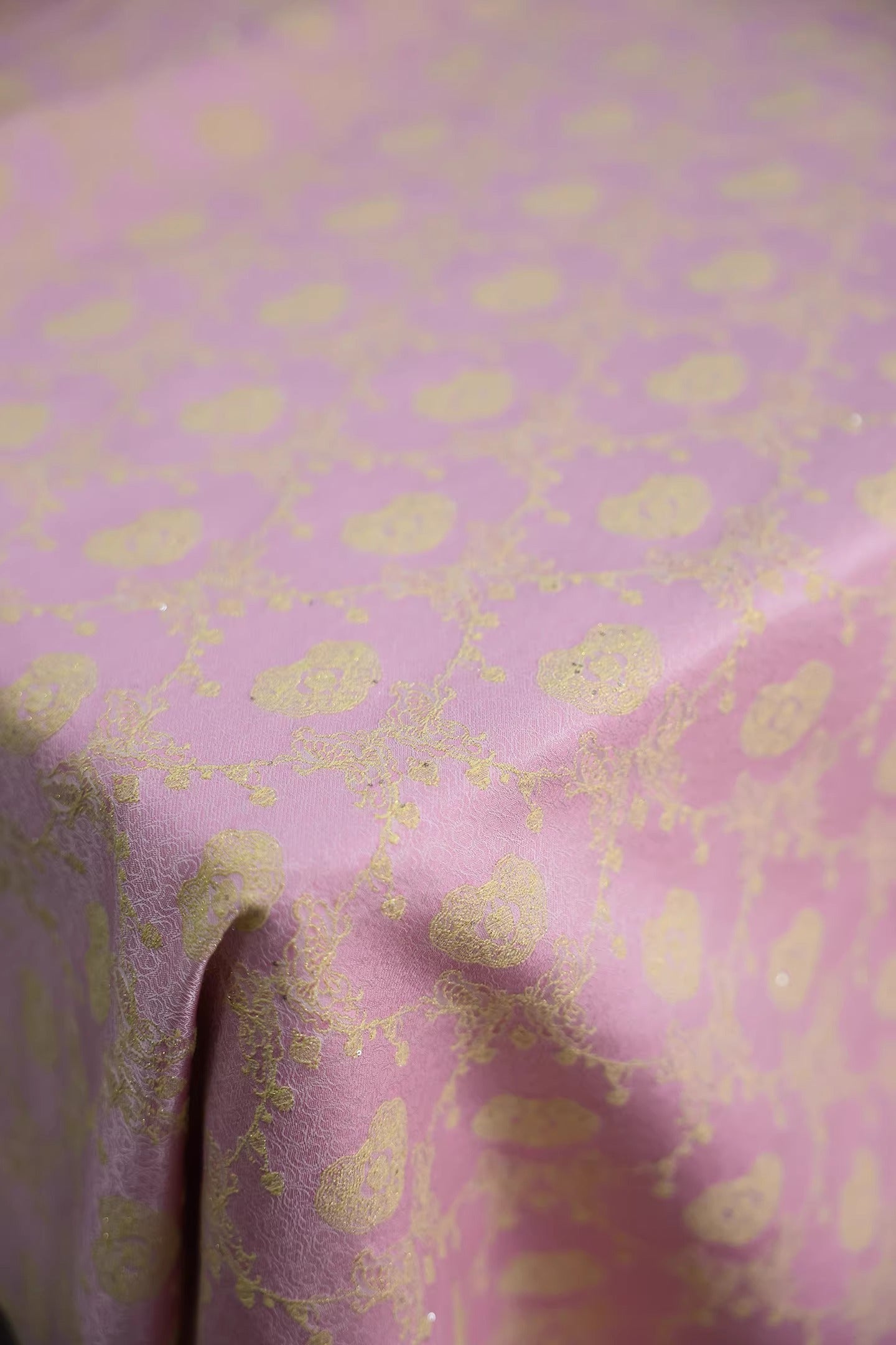 SJKSM007- Jacquard silk wool blend fabric,  53 momme , pink , 130cm wide by the yard