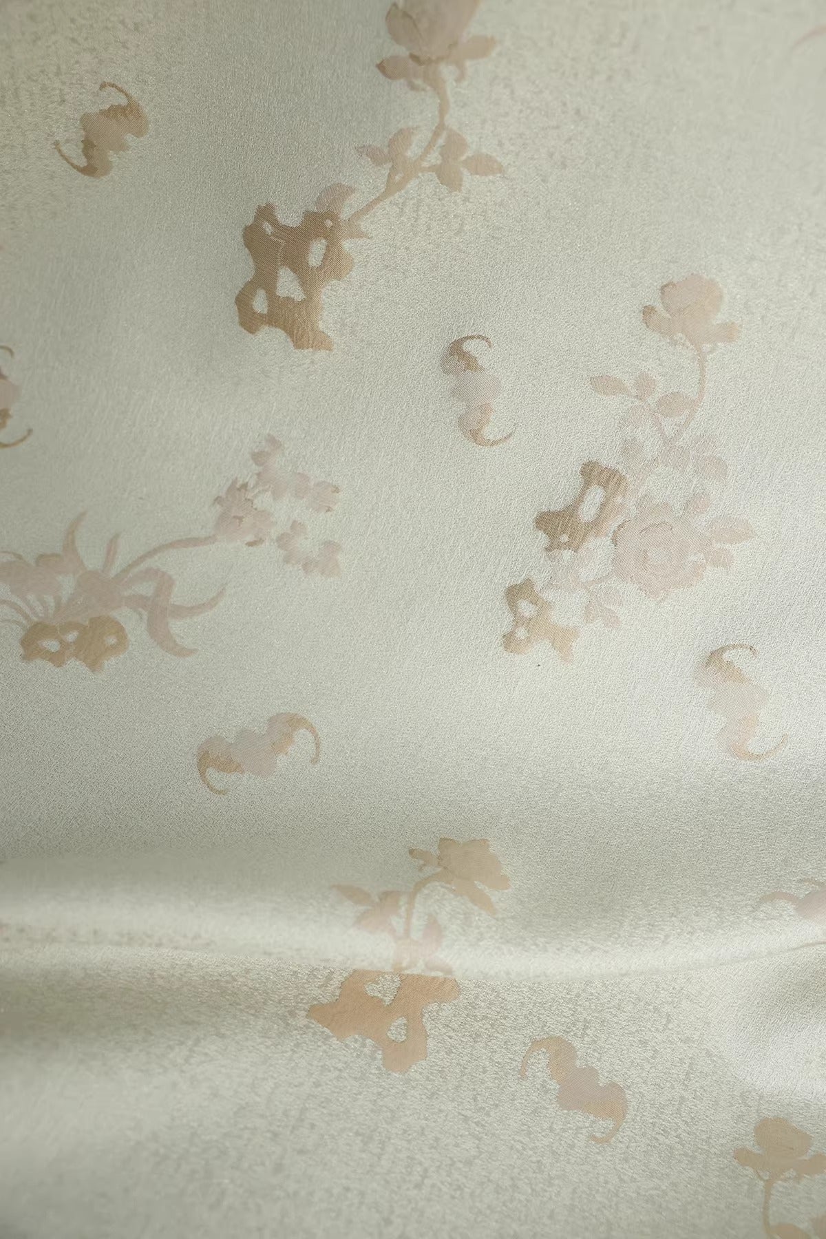 SJKSM017- Jacquard silk wool blend fabric, 41 momme ,cream yellow, 135cm wide by the yard