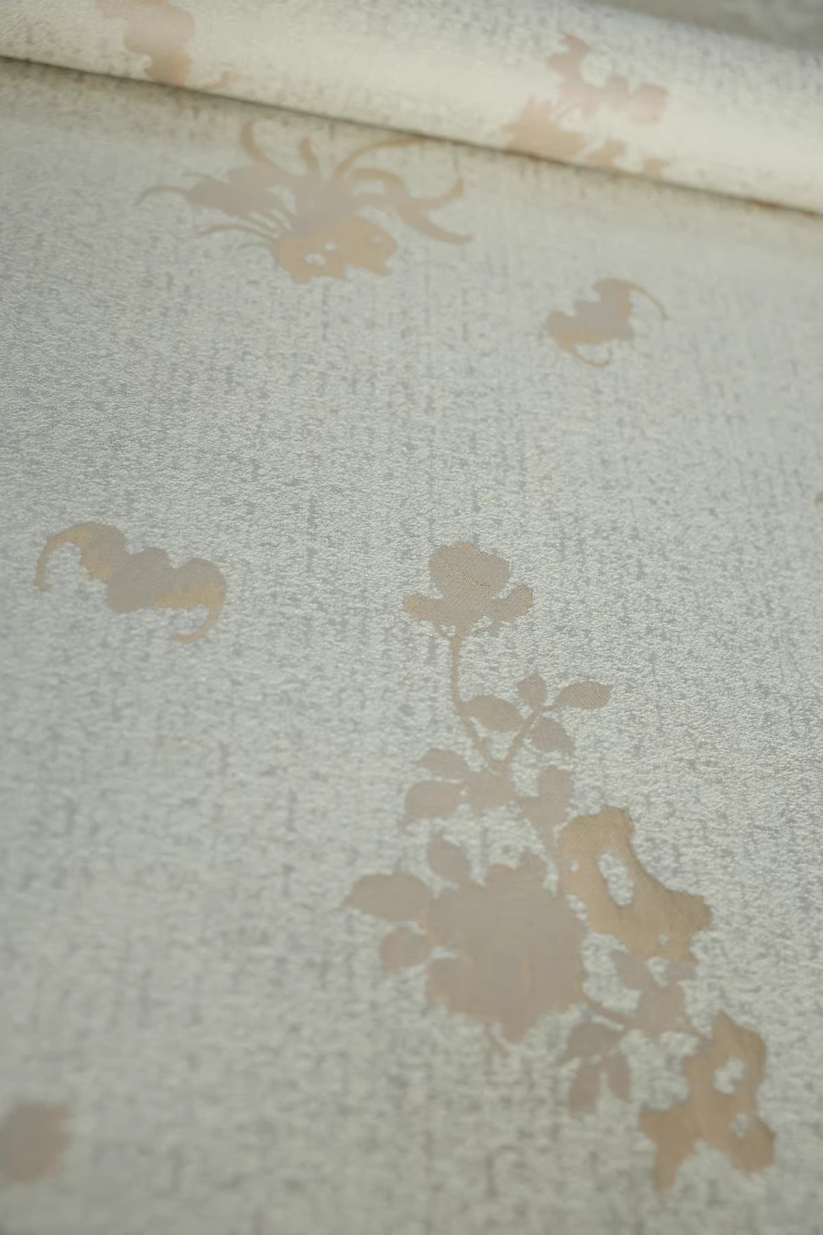 SJKSM017- Jacquard silk wool blend fabric, 41 momme ,cream yellow, 135cm wide by the yard