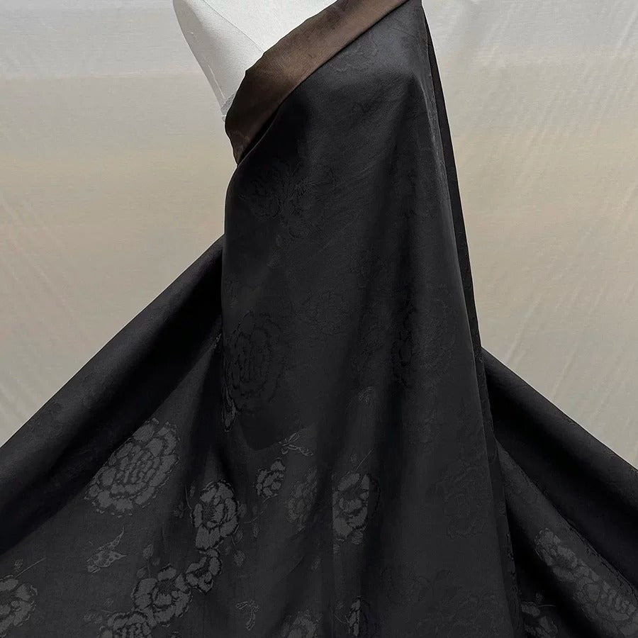 蝴蝶牡丹 Mud Silk fabric, Jacquard HUALUO, 25 momme 110cm wide by the Yard