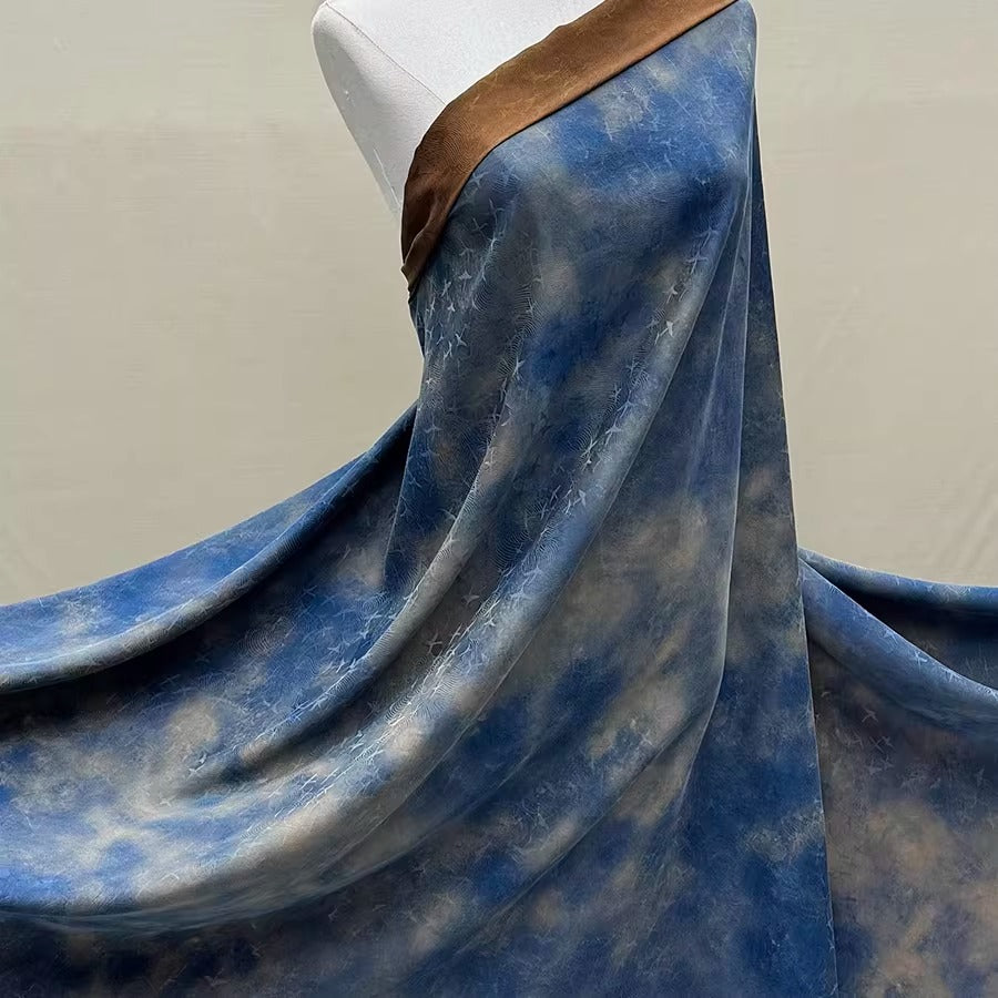 XYHYS 雁归沙纹- Jacquard HUALUO Hongyunsha silk fabric, 26 momme openwork texture, 110cm by the Yard