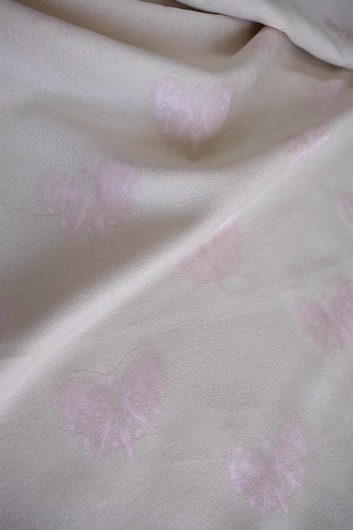 SJKSM014- Jacquard silk wool blend fabric, 45 momme ,butterfly light pink, 135cm wide by the yard