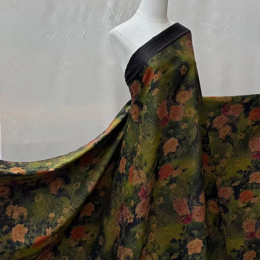 绿底牡丹    Mud Silk fabric, Jacquard HUALUO, 25 momme 140cm wide by the Yard