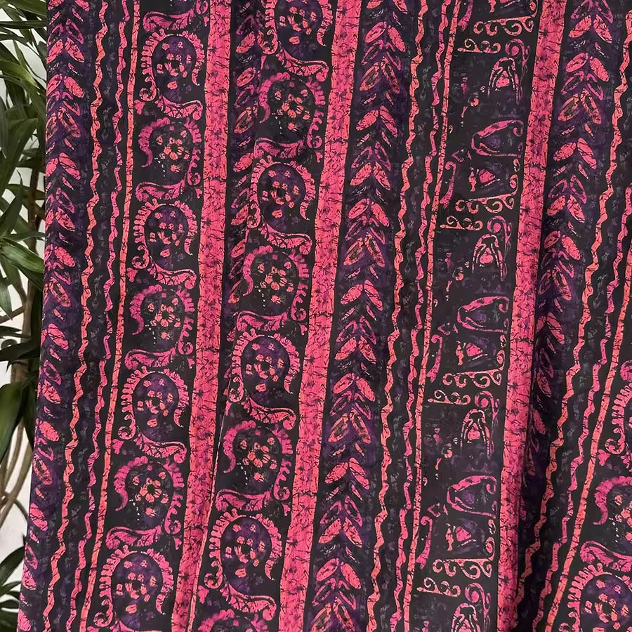 XYHYS 复古传统纹样- Jacquard HUALUO Hongyunsha silk fabric, 25 momme openwork texthture, 110cm by e Yard