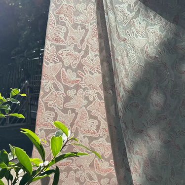 李德喜。四经八纬色织罗 XYLN008 - Leno silk fabric, pink butterfly,  25 momme 114cm wide by the yard