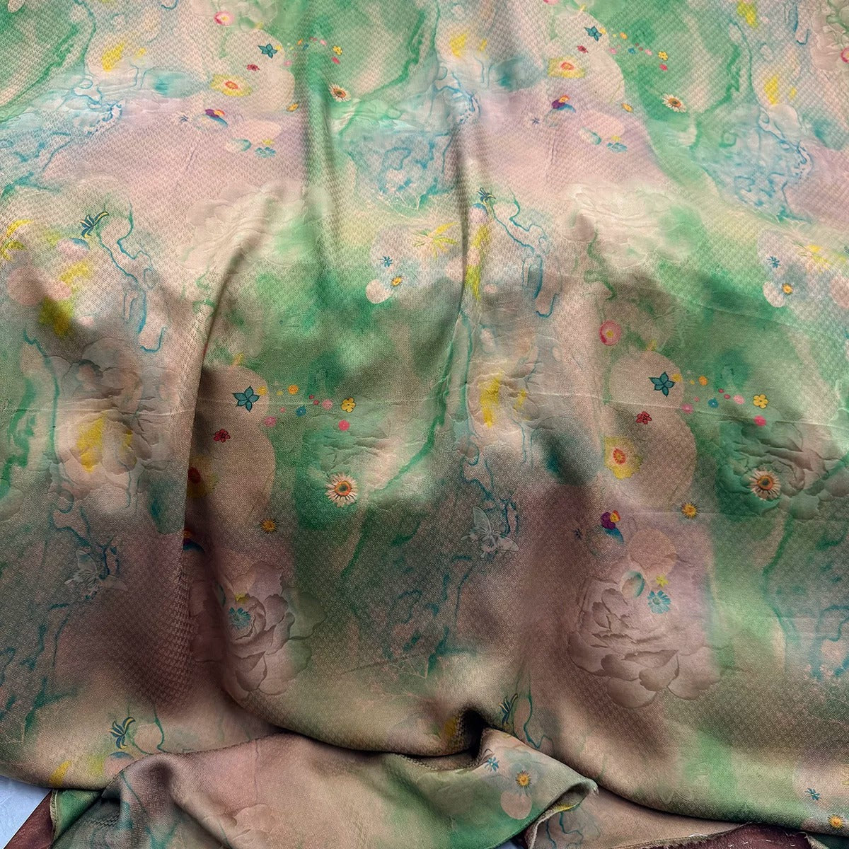 XYCYHZ - Plant dyed HongYunSha Silk fabric, Openwork HUALUO, 25 momme 110cm wide by the Yard