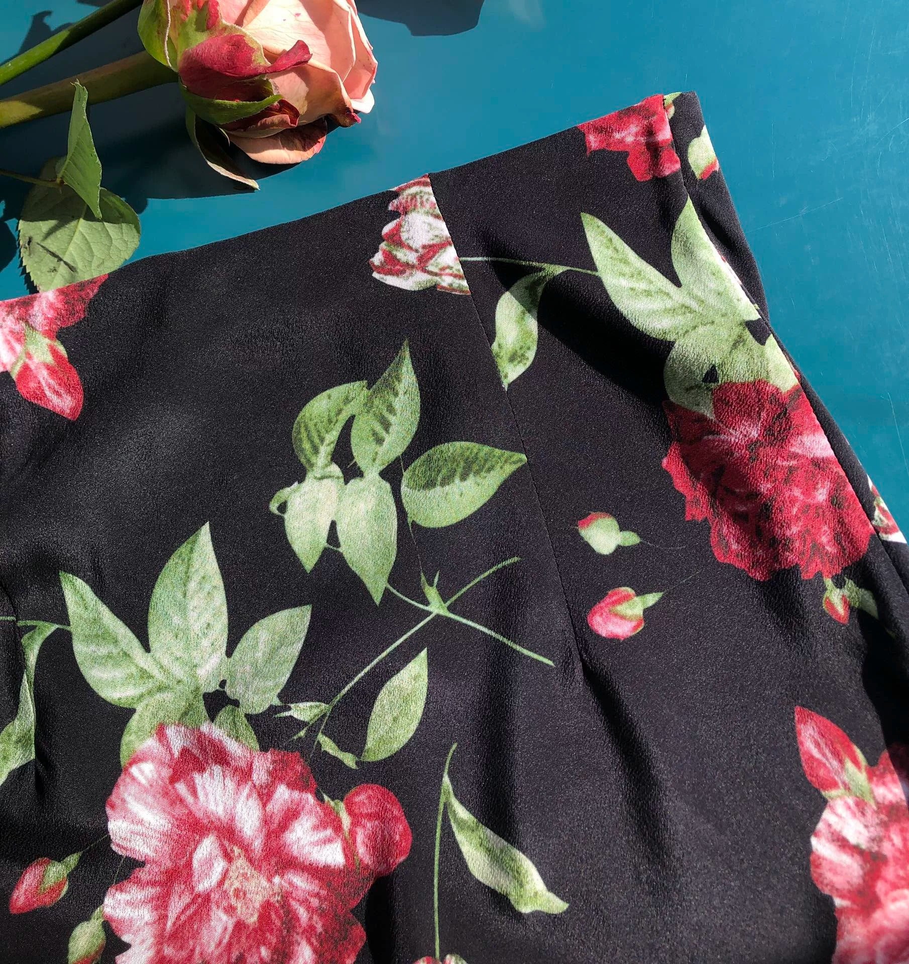 ROSES - 100% Mulberry Silk Skirt