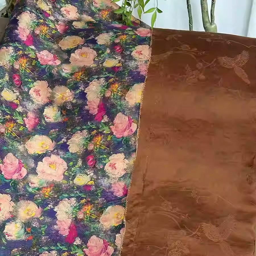 XYHYS 玫瑰花- Jacquard HUALUO Hongyunsha silk fabric, 26 momme openwork texture, 110cm by the Yard