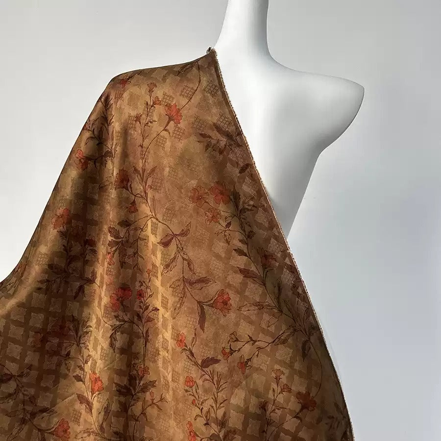 篱下枝红 Mud Silk fabric, Jacquard HUALUO, 25 momme 110cm wide by the Yard