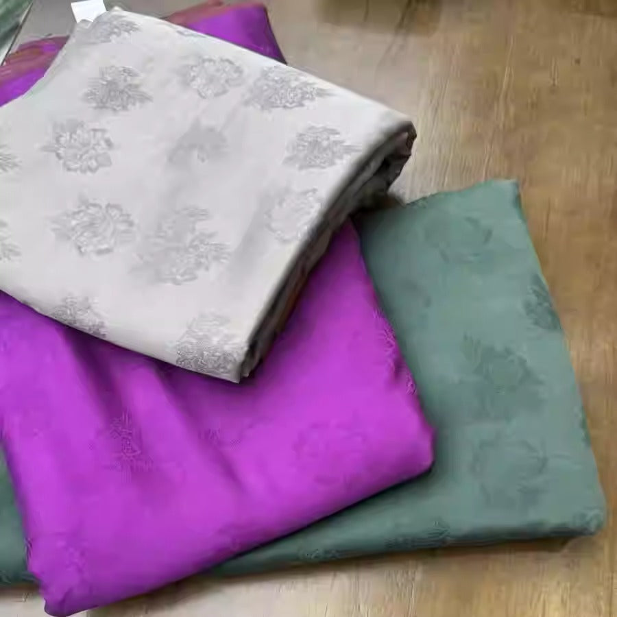 XYHYS 三色花- Jacquard HUALUO Hongyunsha silk fabric, 25 momme openwork texthture, 110cm by e Yard