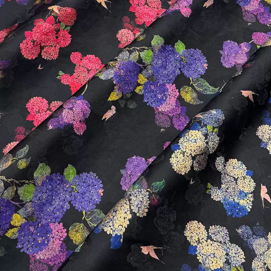 清欢簇    Mud Silk fabric, Jacquard HUALUO, 25 momme 110cm wide by the Yard