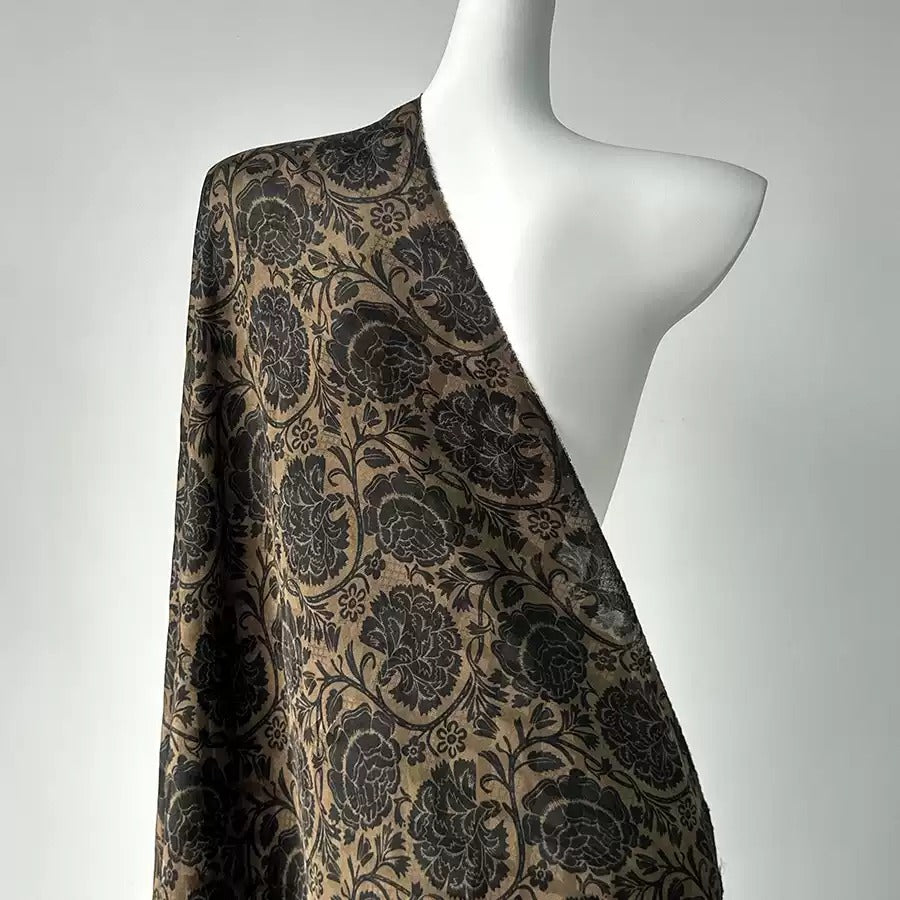 Uma  Mud Silk fabric, Jacquard HUALUO, 25 momme 110cm wide by the Yard