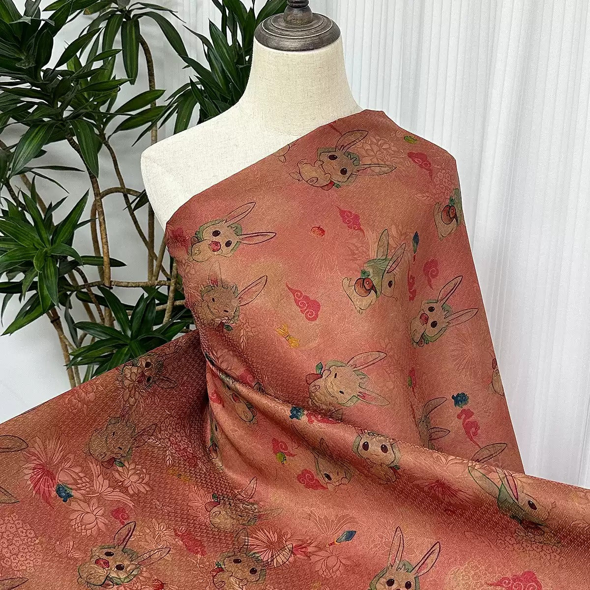XYSFXT - Plant dyed HongYunSha Silk fabric, Openwork HUALUO, 25 momme 110cm wide by the Yard