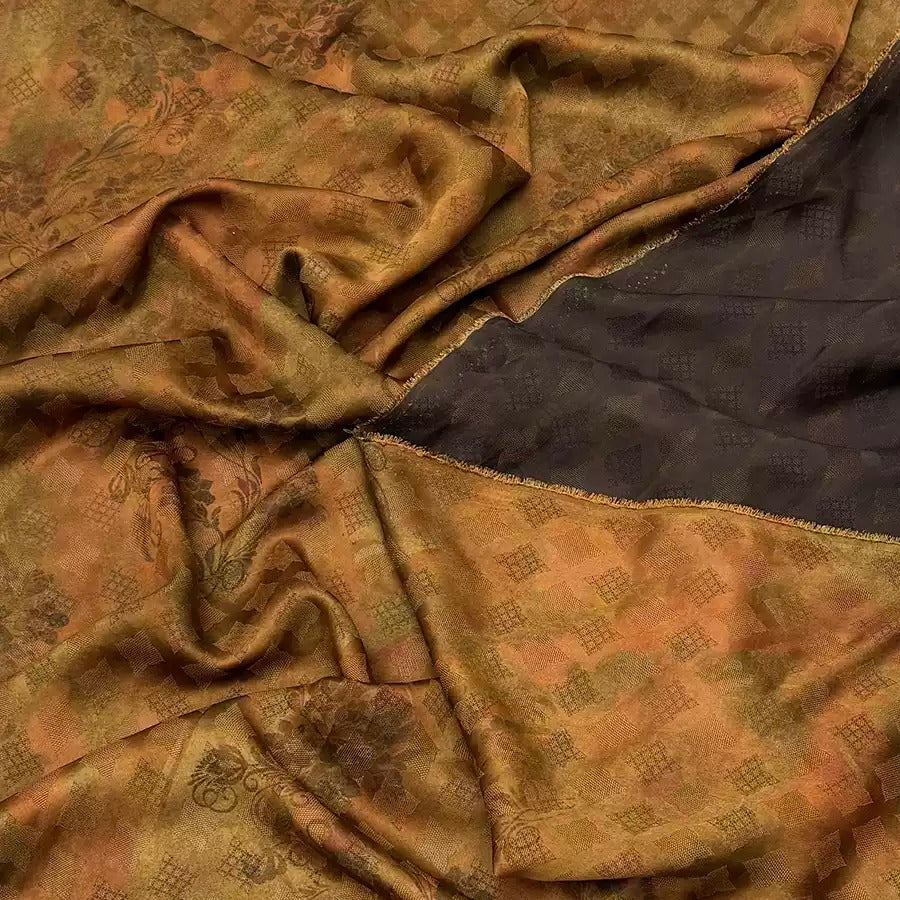 苔金漫藤   Mud Silk fabric, Jacquard HUALUO, 25 momme 110cm wide by the Yard