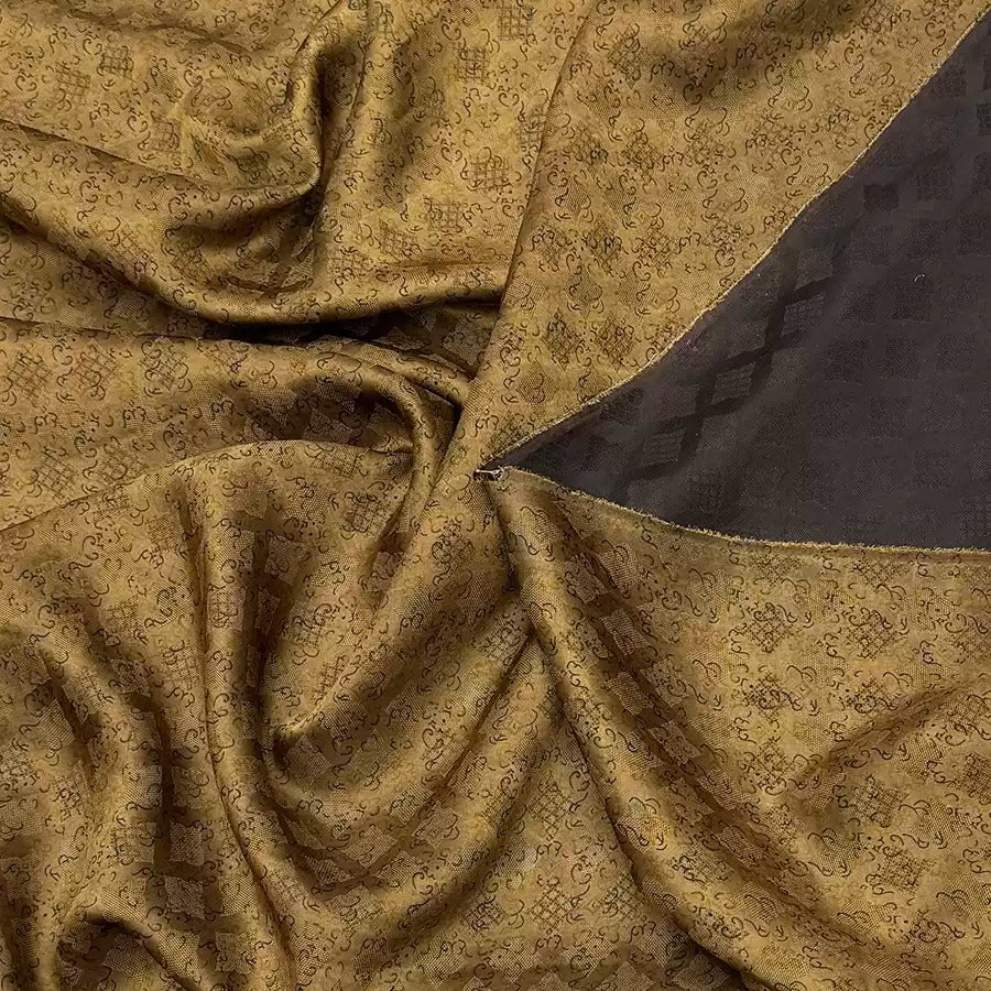 旧梦锦年  Mud Silk fabric, Jacquard HUALUO, 25 momme 110cm wide by the Yard