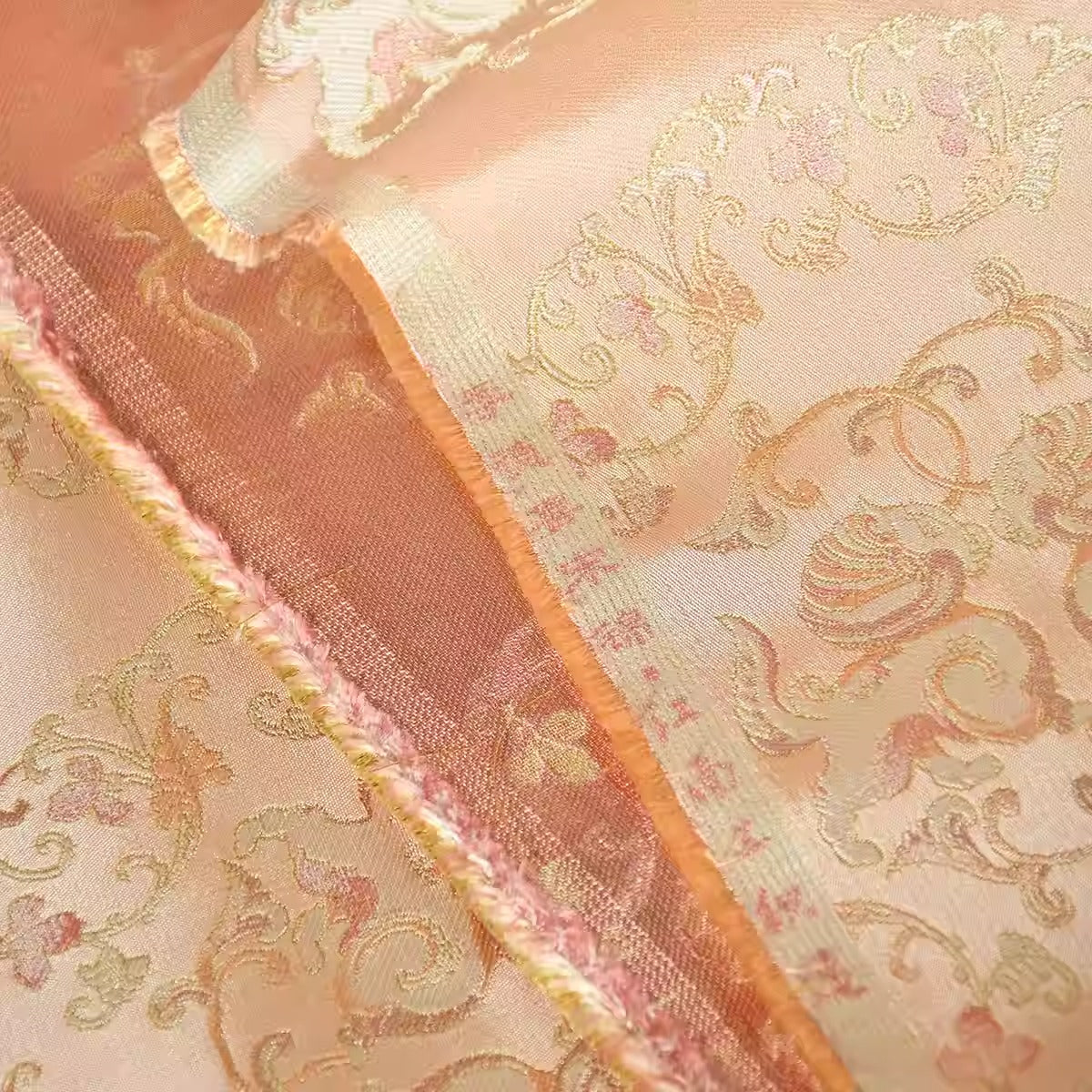 XYLDXSJ 双团狮粉色 - Gilt-Thread Song Brocade 织金宋锦, 38 momme 140cm wide by the yard