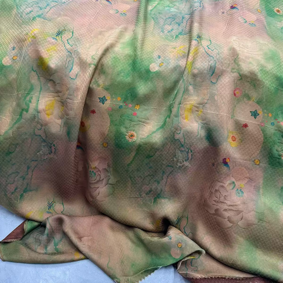 XYCYHZ - Plant dyed HongYunSha Silk fabric, Openwork HUALUO, 25 momme 110cm wide by the Yard