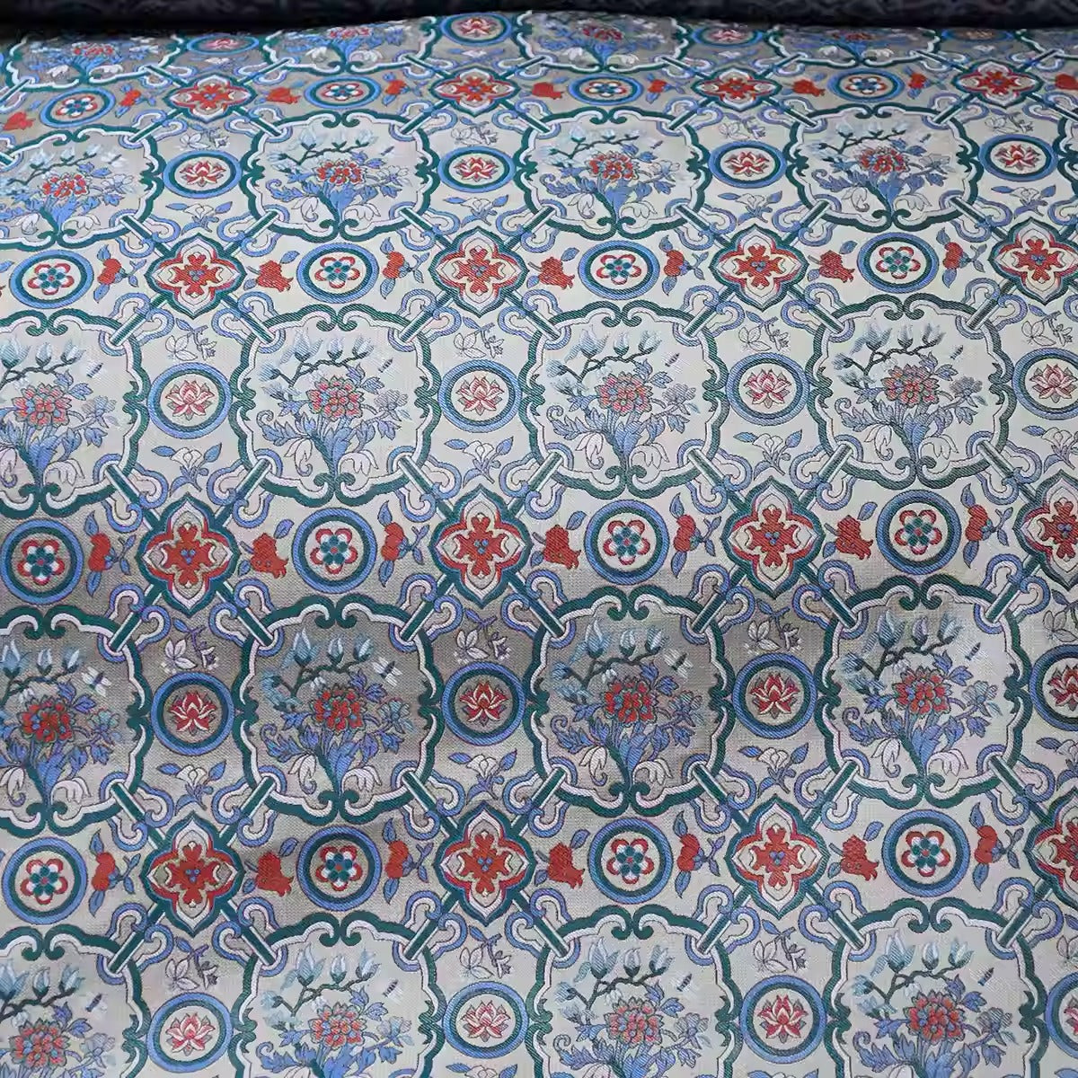 XYLDXSJ021 - Song Brocade 李德喜宋锦, 38 momme 70cm wide by the yard
