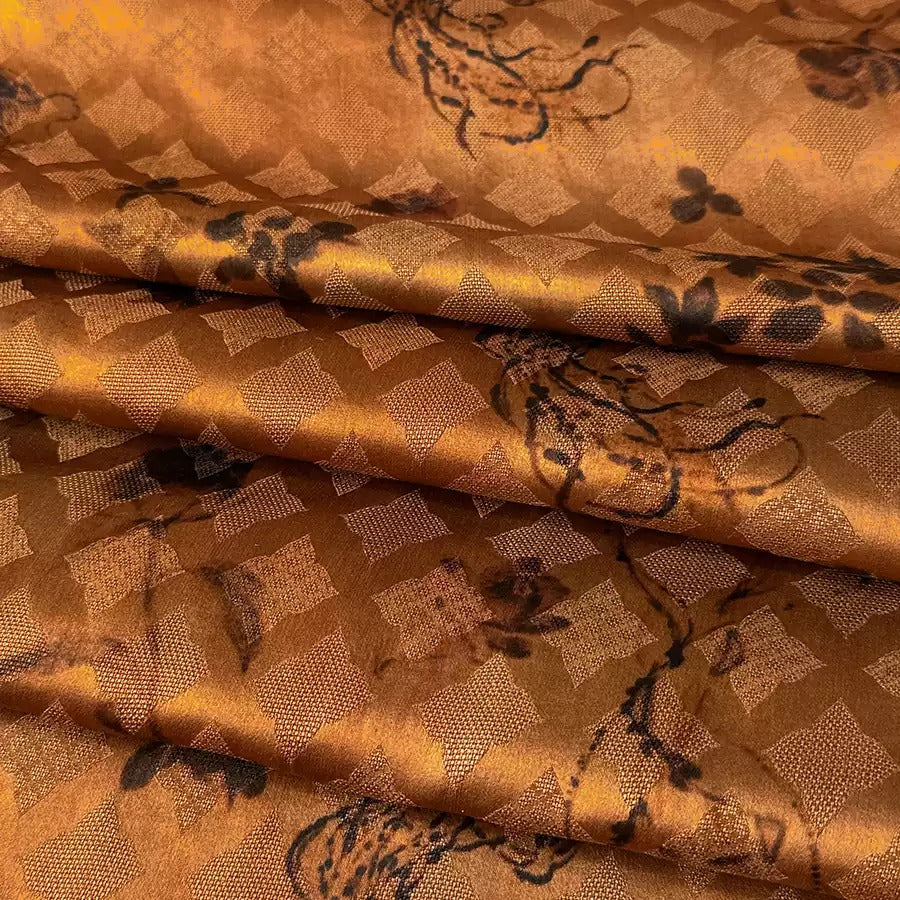 水母  Mud Silk fabric, Jacquard HUALUO, 25 momme 110cm wide by the Yard