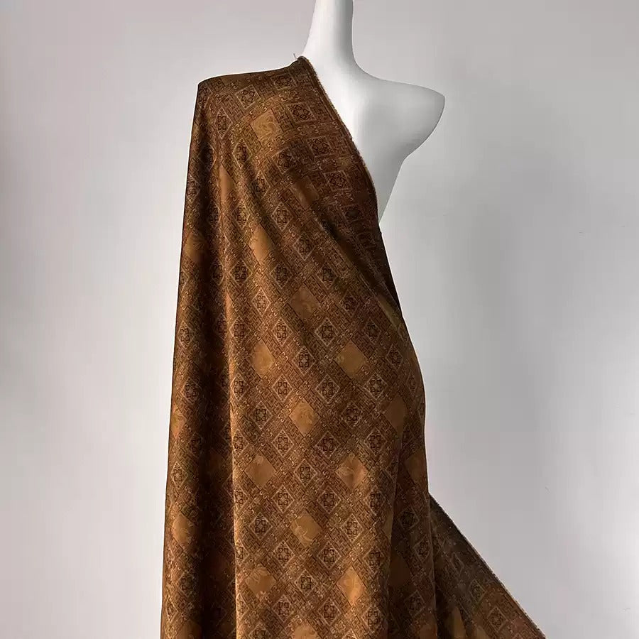 金格回纹    Mud Silk fabric, Jacquard HUALUO, 25 momme 110cm wide by the Yard