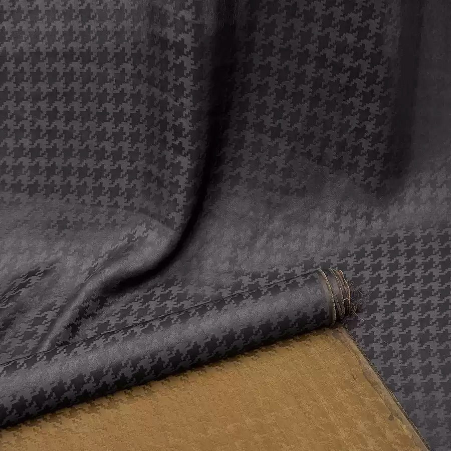 千鸟格 Mud Silk fabric, Jacquard HUALUO, 25 momme 110cm wide by the Yard