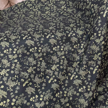 烫金金鱼 Mud Silk fabric, Jacquard HUALUO, 27 momme 110cm wide by the Yard