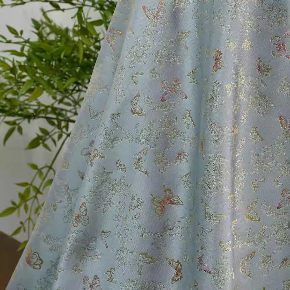 XYLDXSJ 花蝶绮梦蓝粉 - Gilt-Thread Song Brocade 织金宋锦, 38 momme 140cm wide by the yard