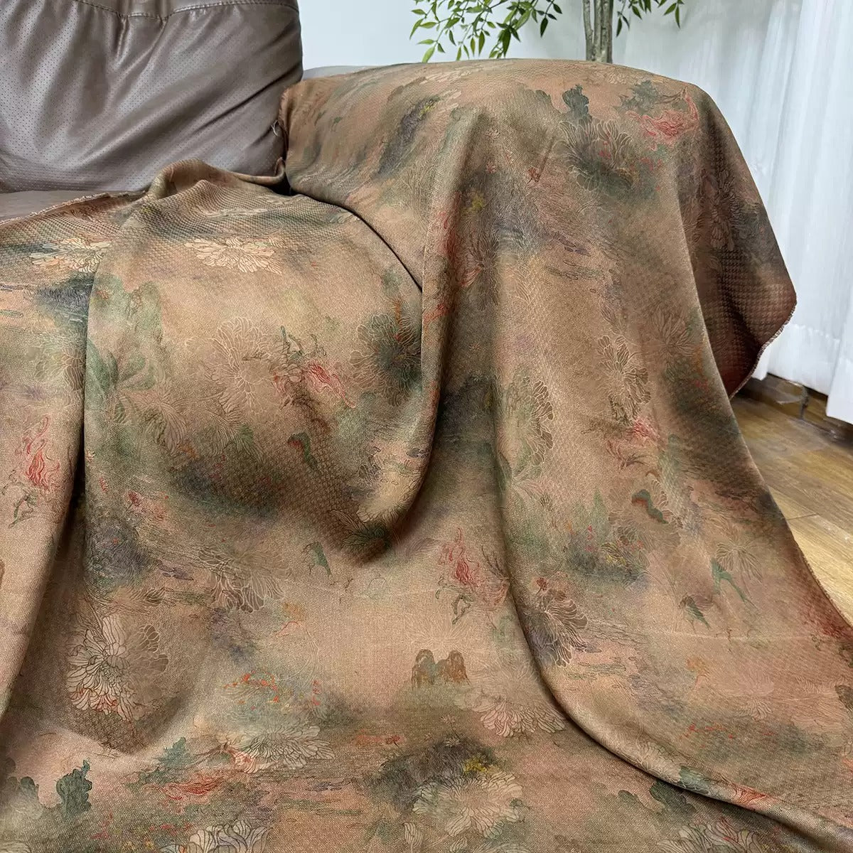 山海经 Mud Silk fabric, Jacquard HUALUO, 26 momme 110cm wide by the Yard