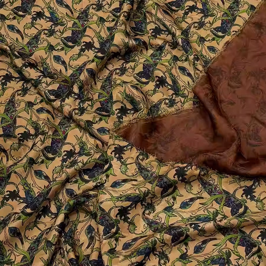 XYHYS 缠枝花- Jacquard HUALUO Hongyunsha silk fabric, 25 momme openwork texthture, 110cm by e Yard
