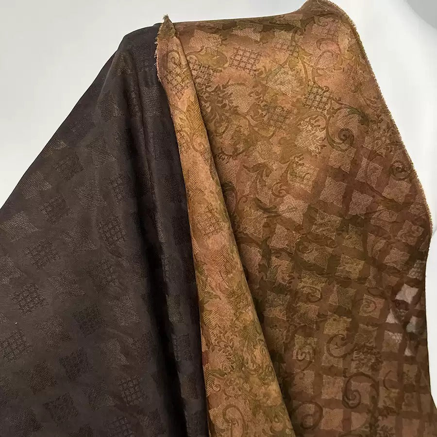 暗夜蔓纱  Mud Silk fabric, Jacquard HUALUO, 25 momme 110cm wide by the Yard