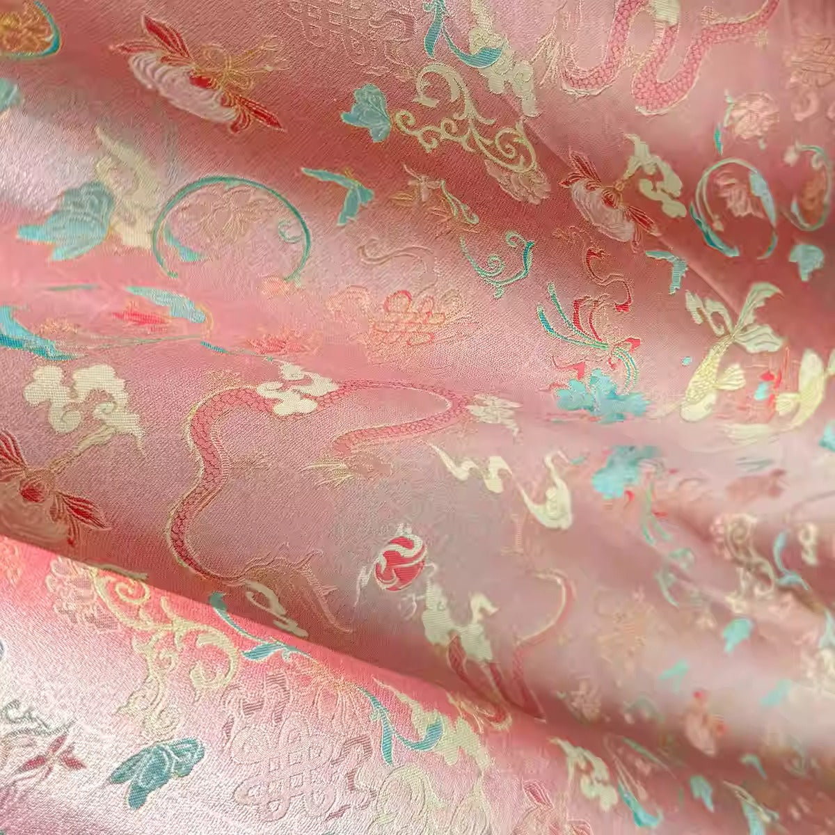 XYLDXSJ 鱼跃龙门- Gilt-Thread Song Brocade 织金宋锦, 38 momme 140cm wide by the yard