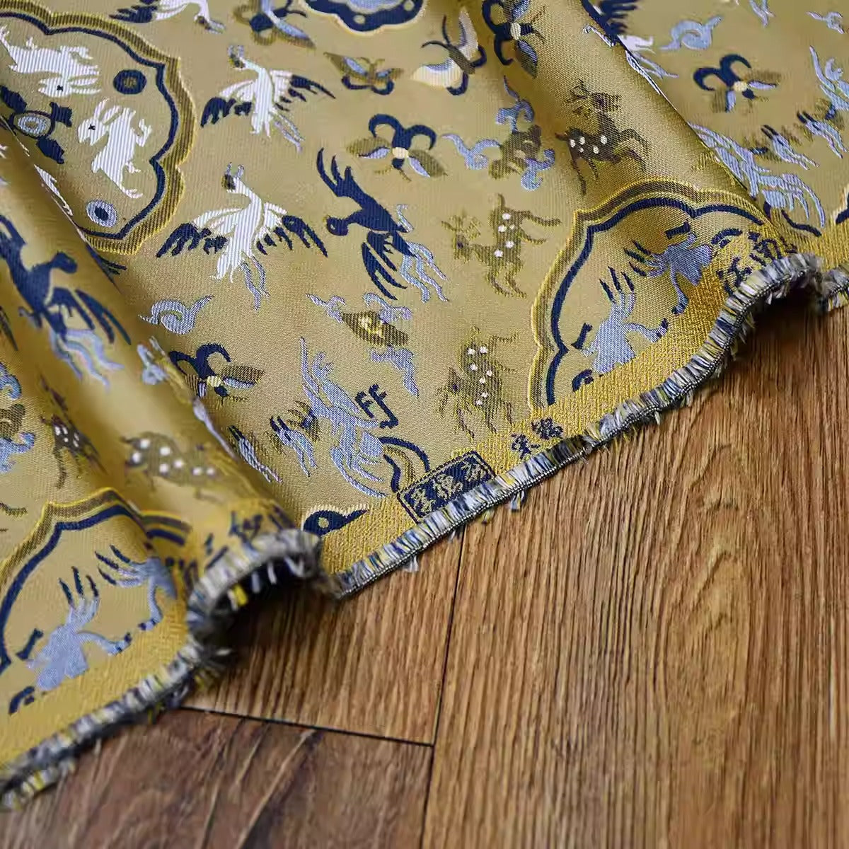 XYLDXSJ019 - Song Brocade 李德喜宋锦, 38 momme 70cm wide by the yard
