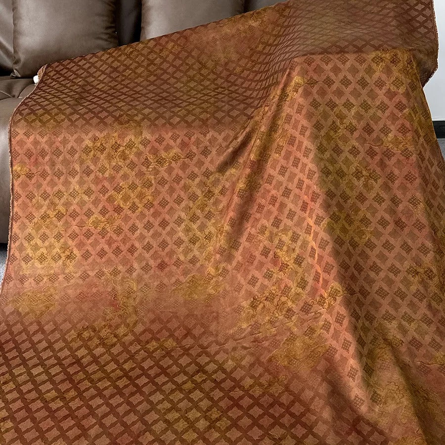 晕染   Mud Silk fabric, Jacquard HUALUO, 25 momme 110cm wide by the Yard