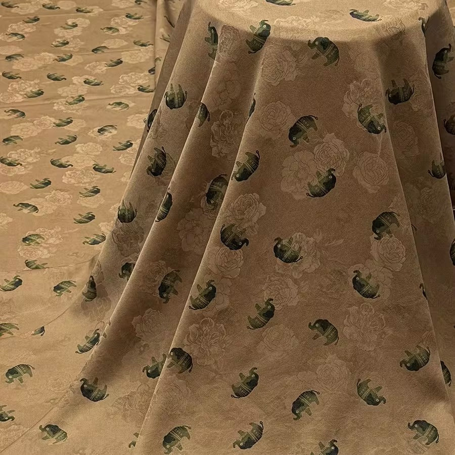 XYHYS 优雅小象- Jacquard HUALUO Hongyunsha silk fabric, 25 momme openwork texthture, 110cm by e Yard