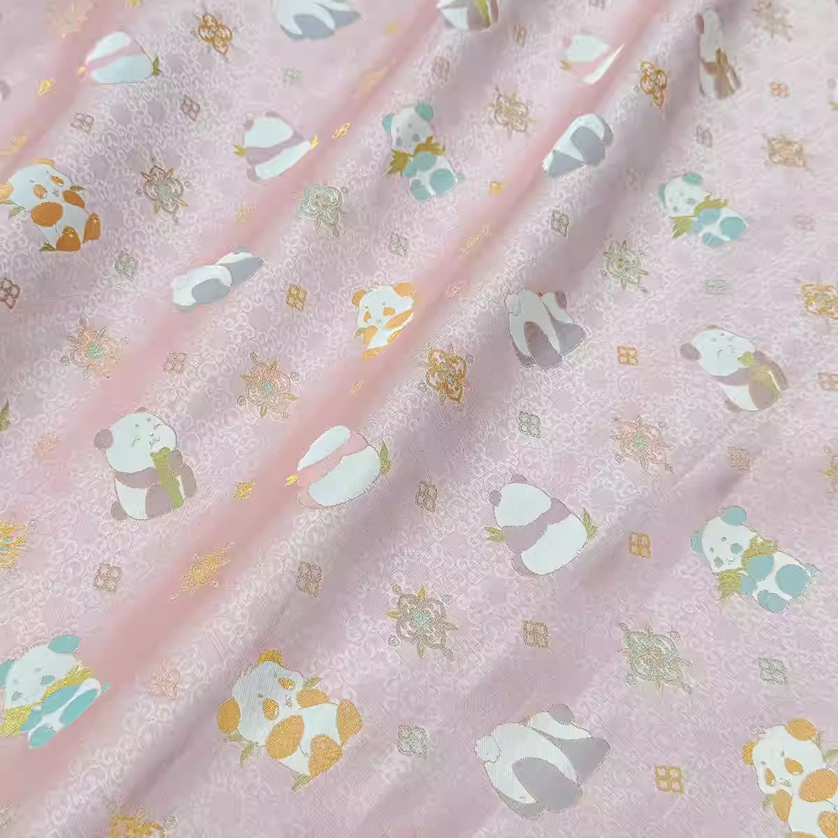 XYLDXSJ 熊猫雅韵纹锦 - Gilt-Thread Song Brocade 织金宋锦, 38 momme 140cm wide by the yard