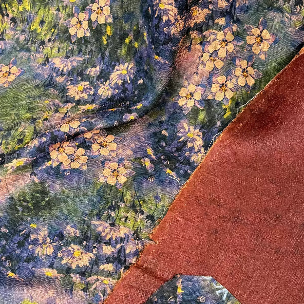 XYSHLM - Plant dyed HongYunSha Silk fabric, Openwork HUALUO, 25 momme 110cm wide by the Yard