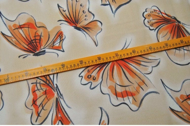CHENDIE - 16 Momme Butterfly Print Crinkled Silk Georgette Fabric - 114cm wide by the Yard