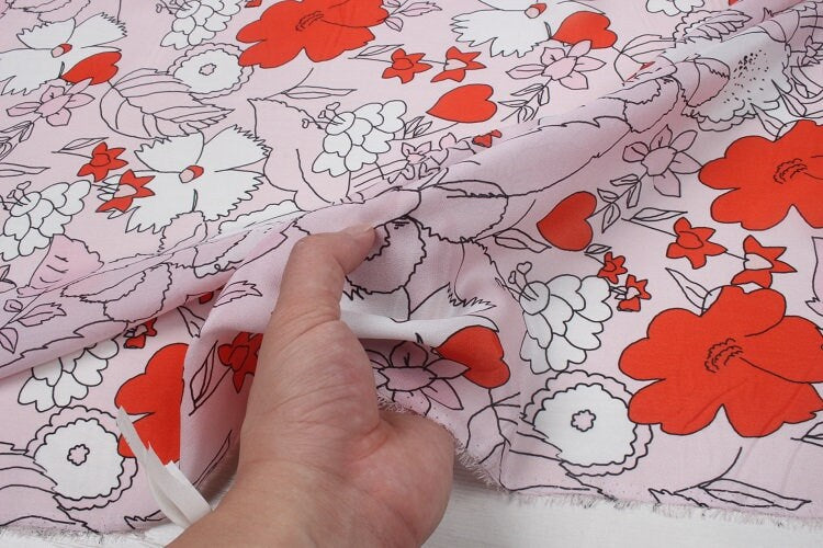 NEGNFU - 12 momme Heart Floral Print Silk Crepe de Chine Fabric - 138cm wide by the Yard