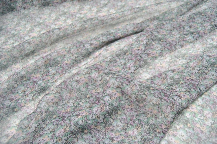 WUHUACAI - 5.5 Momme Floral Print Crinkled Silk Georgette Fabric - 140cm wide by the Yard