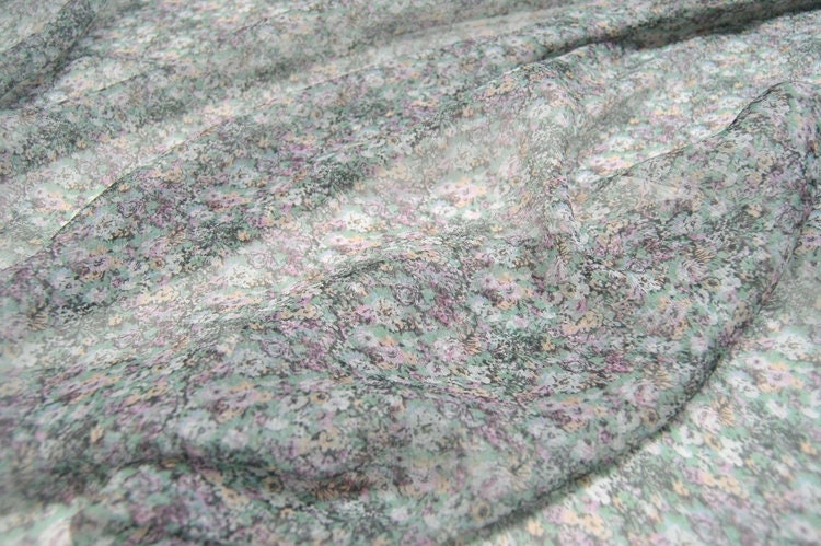 WUHUACAI - 5.5 Momme Floral Print Crinkled Silk Georgette Fabric - 140cm wide by the Yard